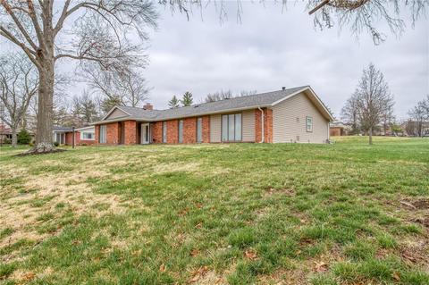 1 Steeple Hill Ln, Ballwin, MO 63011 photo 2
