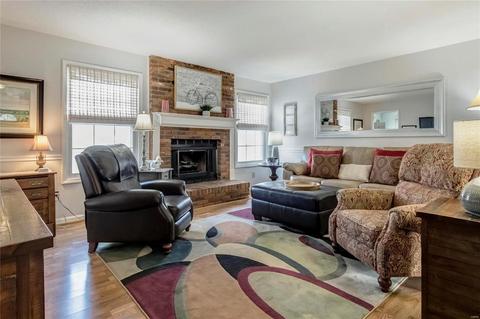 721 Oak Run Ln, Ballwin, MO 63021 photo 7