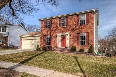 721 Oak Run Ln, Ballwin, MO 63021 photo 2