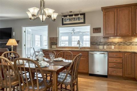 1248 Jade Wind Cir, Ballwin, MO 63011 photo 5