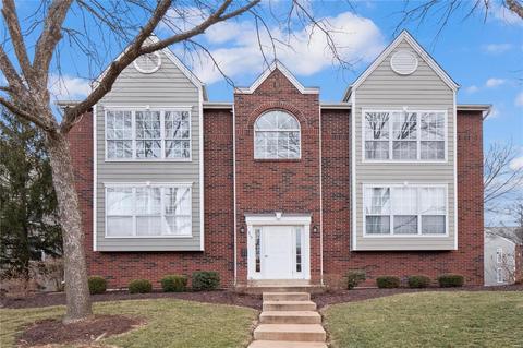 1315 Holgate Dr #C, Ballwin, MO 63021 photo 1