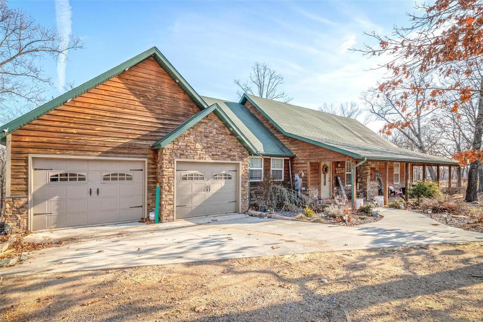 26412 Montauk Dr, Lebanon, MO 65536 77 Photos MLS 22006101 Movoto