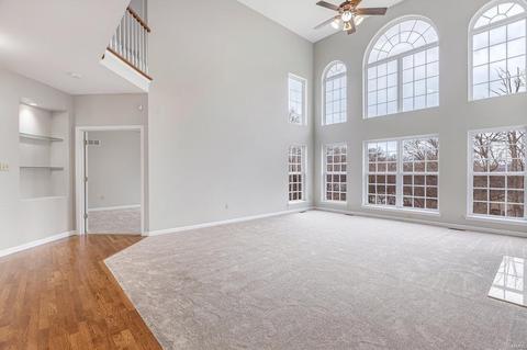 1055 Kiefer Rdg, Ballwin, MO 63021 photo 9