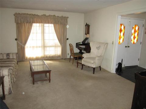 303 Northmoor Dr, Ballwin, MO 63011 photo 3