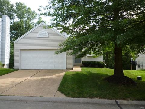 626 Cascade Lake Ct, Ballwin, MO 63021 photo 1