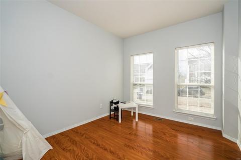 365 Carr Manor Ct, Ballwin, MO 63021 photo 5