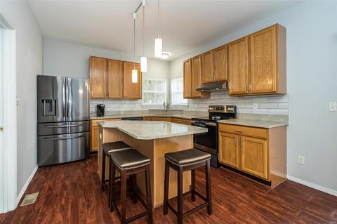 365 Carr Manor Ct, Ballwin, MO 63021 photo 11