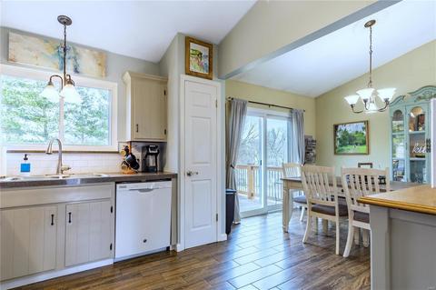 501 Red Bridge Ct, Ballwin, MO 63021 photo 10