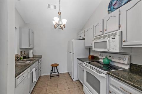 711 Lofty Point Dr #C, Ballwin, MO 63021 photo 8
