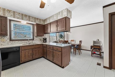 101 E Wind, Saint Charles, MO 63304 photo 9