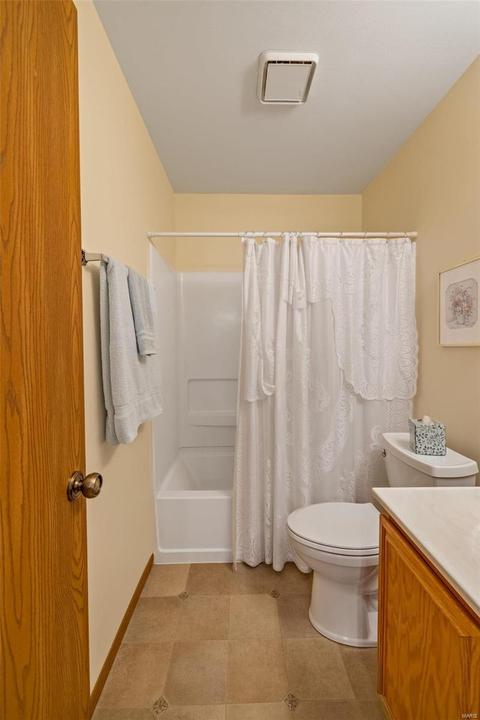 744 Woodside Trl #A, Ballwin, MO 63021 photo 15