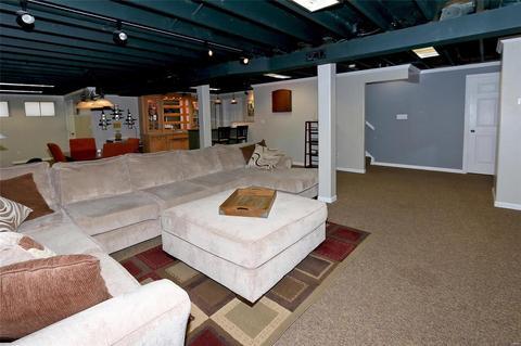 1529 Greenfield Crossing Ct, Ballwin, MO 63021 photo 21