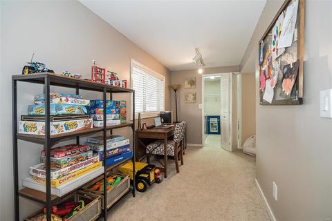 546 Oaktree Crossing Ct, Ballwin, MO 63021 photo 35