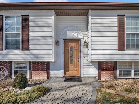 601 Williams Dr, Eureka, MO 63025 photo 2