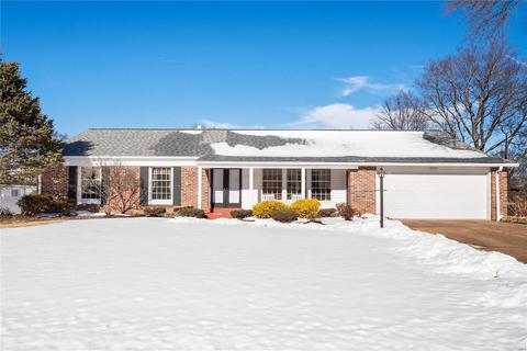 334 Meadowbrook Dr, Ballwin, MO 63011 photo 1