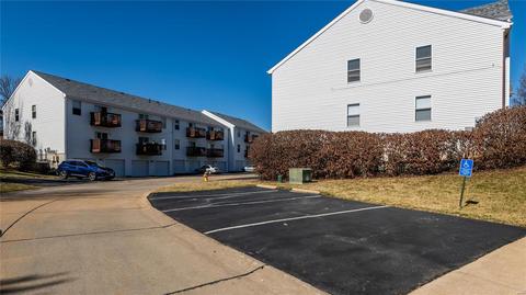 1625 Forest Spgs #C, Ballwin, MO 63021 photo 28