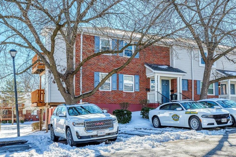 1718 Redbird Cv, Saint Louis, MO 63144 23 Photos MLS 22008317 Movoto