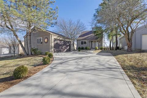 1554 Beacon Woods Ct, Manchester, MO 63021 photo 1