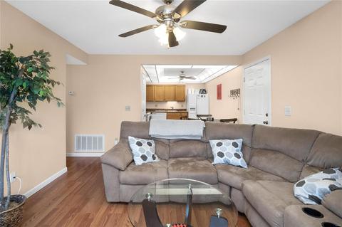 757 Ridgeside Dr #C, Ballwin, MO 63021 photo 9