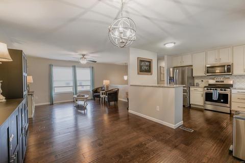 939 Bellestri Dr, Ballwin, MO 63021 photo 6