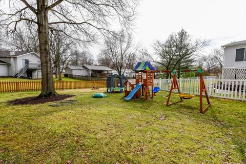 939 Bellestri Dr, Ballwin, MO 63021 photo 28