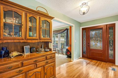 1361 Dutch Mill Dr, Ballwin, MO 63011 photo 5