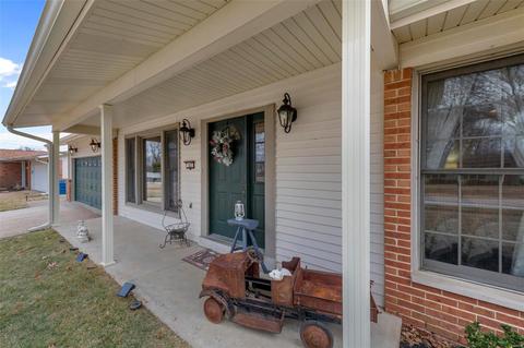 103 Caybeth Dr, Ballwin, MO 63011 photo 2