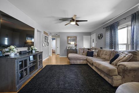 16 Burch Ln, O'fallon, MO 63366 photo 3