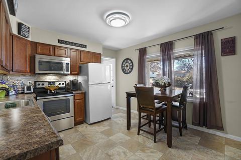 16 Burch Ln, O'fallon, MO 63366 photo 6