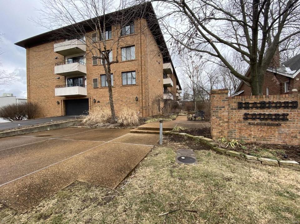 1030 N Harrison Ave 507, Kirkwood, MO 63122 1 photo MLS 22009697