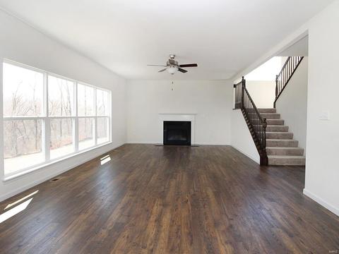 138 Weymouth Way, Ballwin, MO 63021 photo 2