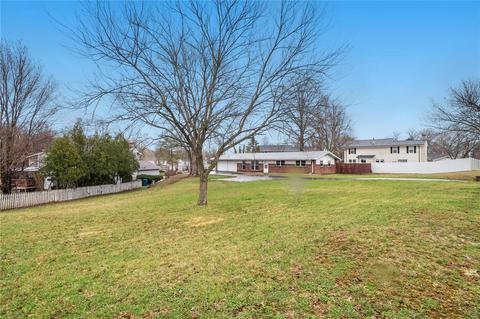340 Ries Rd, Ballwin, MO 63021 photo 2