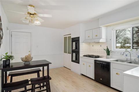 419 Auber, Manchester, MO 63011 photo 7
