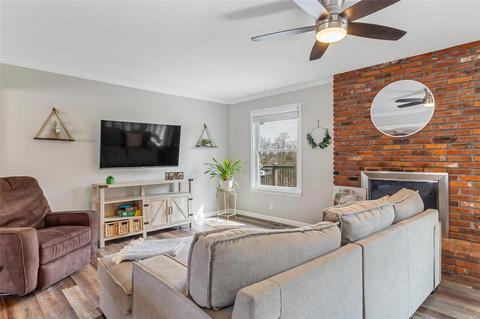 410 Dennison Estates Dr, Manchester, MO 63021 photo 4