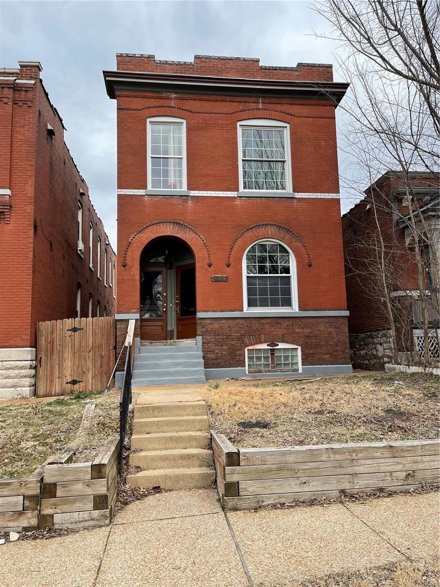 3225 Pulaski Ave, Saint Louis, MO 63111 26 Photos MLS 22010621