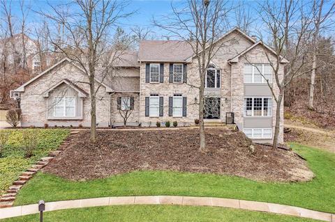 601 Wood Fern Dr, Ballwin, MO 63021 photo 1