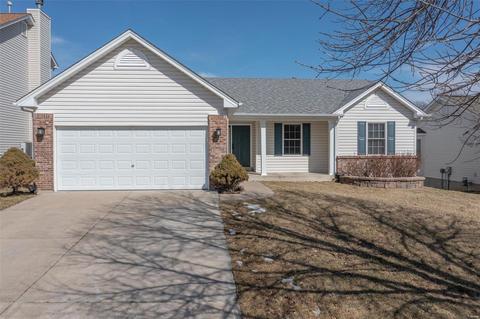 2832 Grand Slam Dr, O'fallon, MO 63366 photo 1