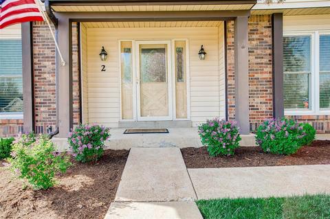 2 Rolling Mdws, Saint Charles, MO 63303 photo 3