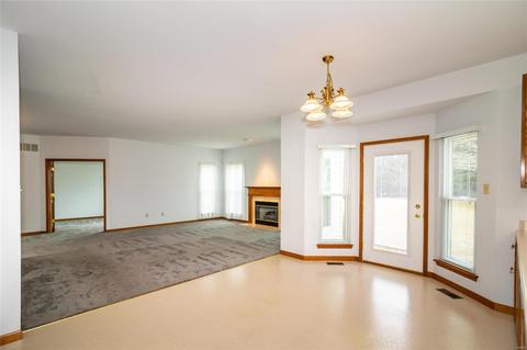 454 Castle Glen Ct, Ballwin, MO 63021 photo 11