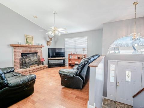 21 Mary Beth Ct, O'fallon, MO 63368 photo 9