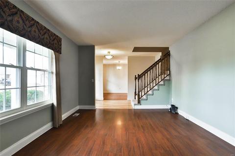 572 Summit Downs Ct, Fenton, MO 63026 photo 5