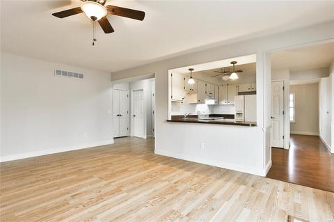 572 Summit Downs Ct, Fenton, MO 63026 photo 8