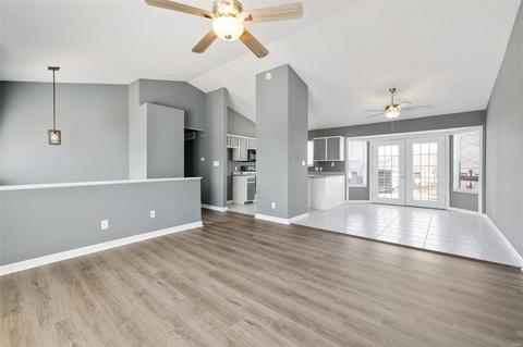 43 Mallard Pointe Dr, O'fallon, MO 63368 photo 3