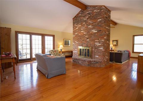 1927 Berthoud Pass, Wildwood, MO 63011 photo 3