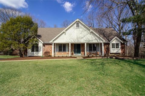 1927 Berthoud Pass, Wildwood, MO 63011 photo 1
