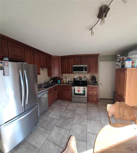 1909 Springhill Dr, O'fallon, MO 63366 photo 3