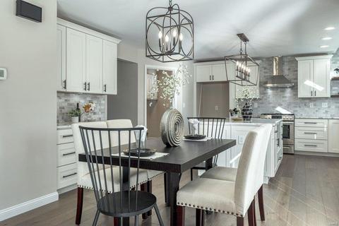 706 Carman Mdws S, Ballwin, MO 63021 photo 14