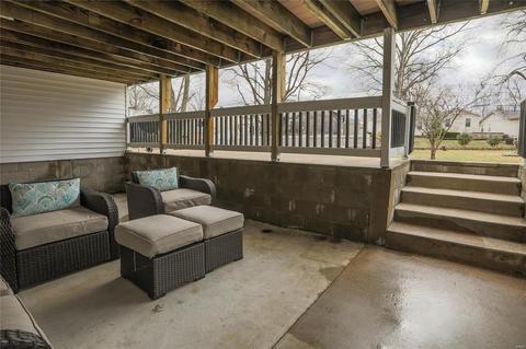 388 Sorrento Dr, Ballwin, MO 63021 photo 24