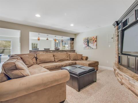 526 Terrington Dr, Ballwin, MO 63021 photo 32