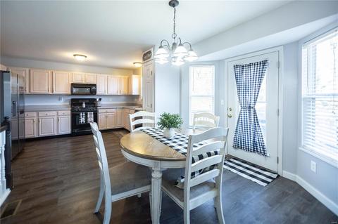 1307 Bryan Valley Dr, O'fallon, MO 63366 photo 6